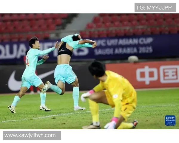 韩国U17足球队迎战安哥拉队争夺国际青年赛冠军荣耀